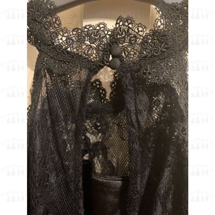BNWT CHI CHI LONDON LADIES BLACK WITH LACE DIP HEM DRESS SIZE 6
